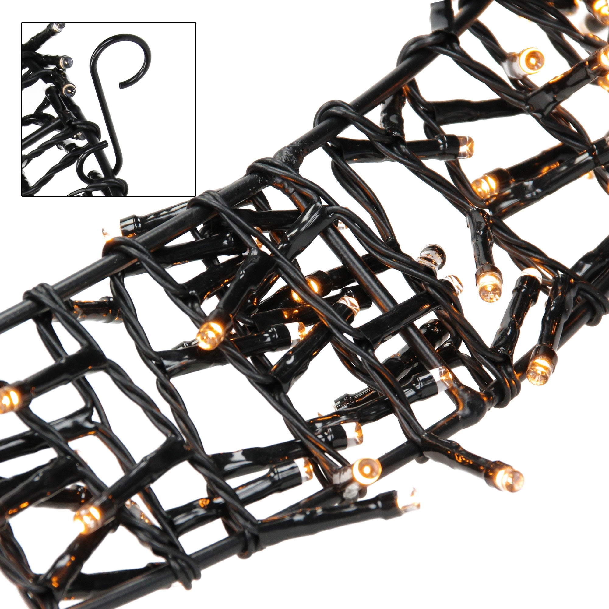 Schwarzes Kabel mit Lichtern und Haken, in einem Netz angeordnet.