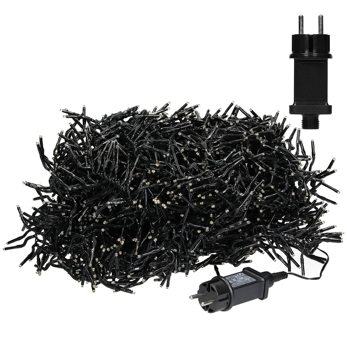 Ein Kabel mit Stecker, das zu einem Haufen von LED-Lichtern führt.