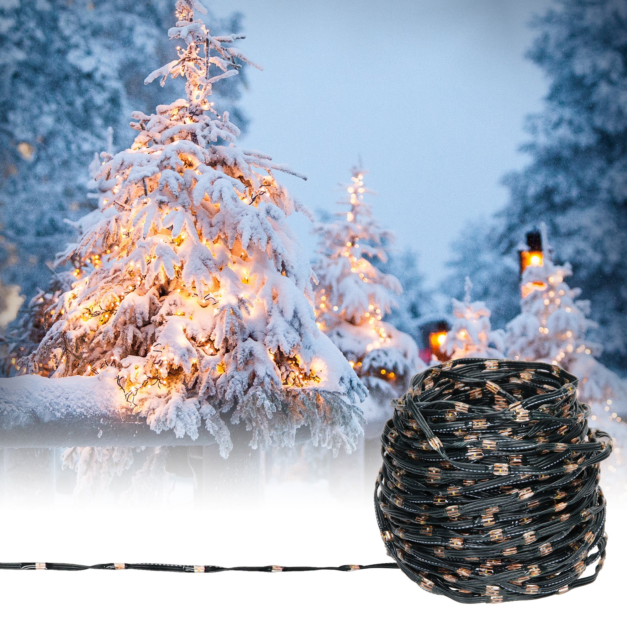 Un árbol de Navidad nevado con luces en un paisaje invernal.