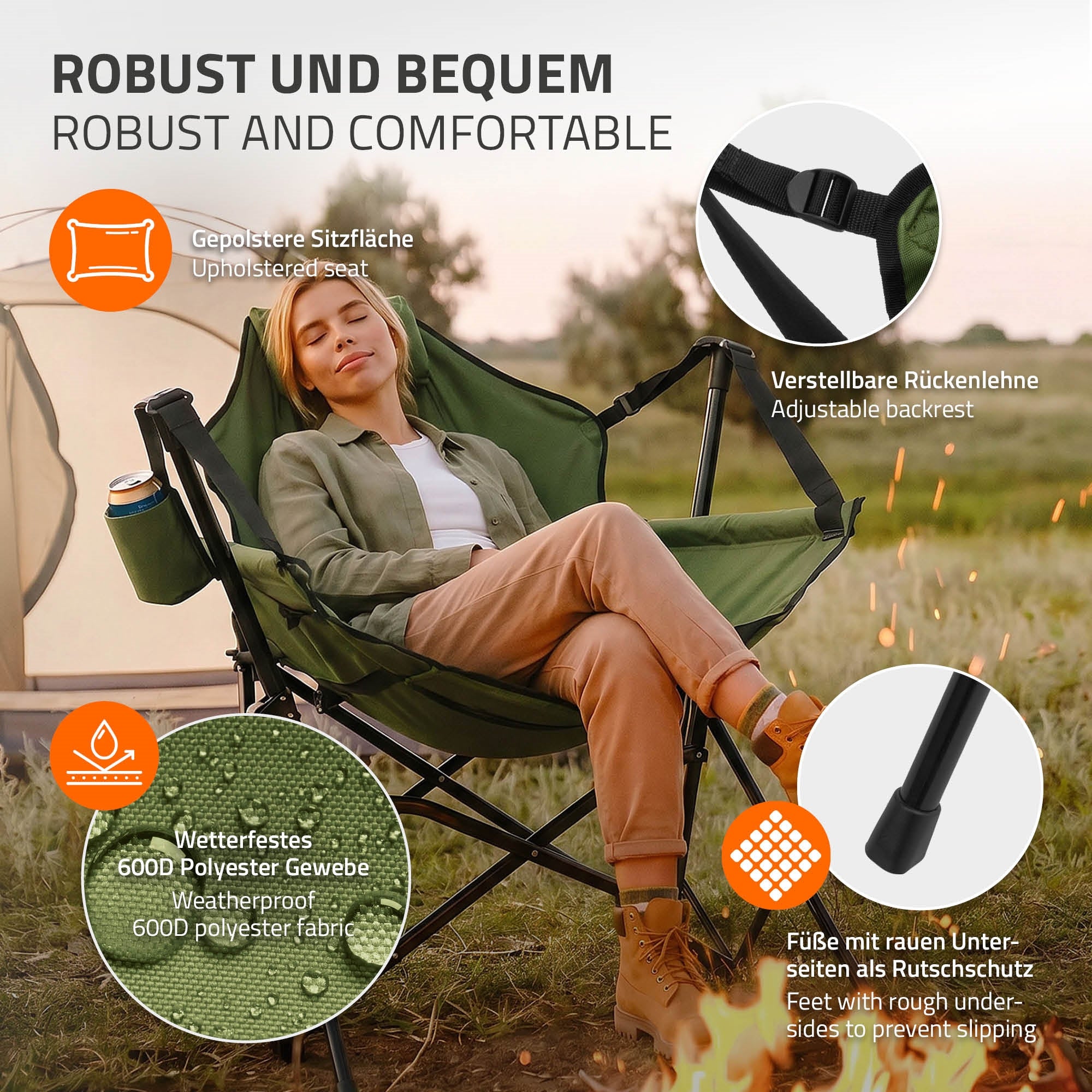 Frau sitzt entspannt in einem grünen Campingstuhl am Lagerfeuer.
