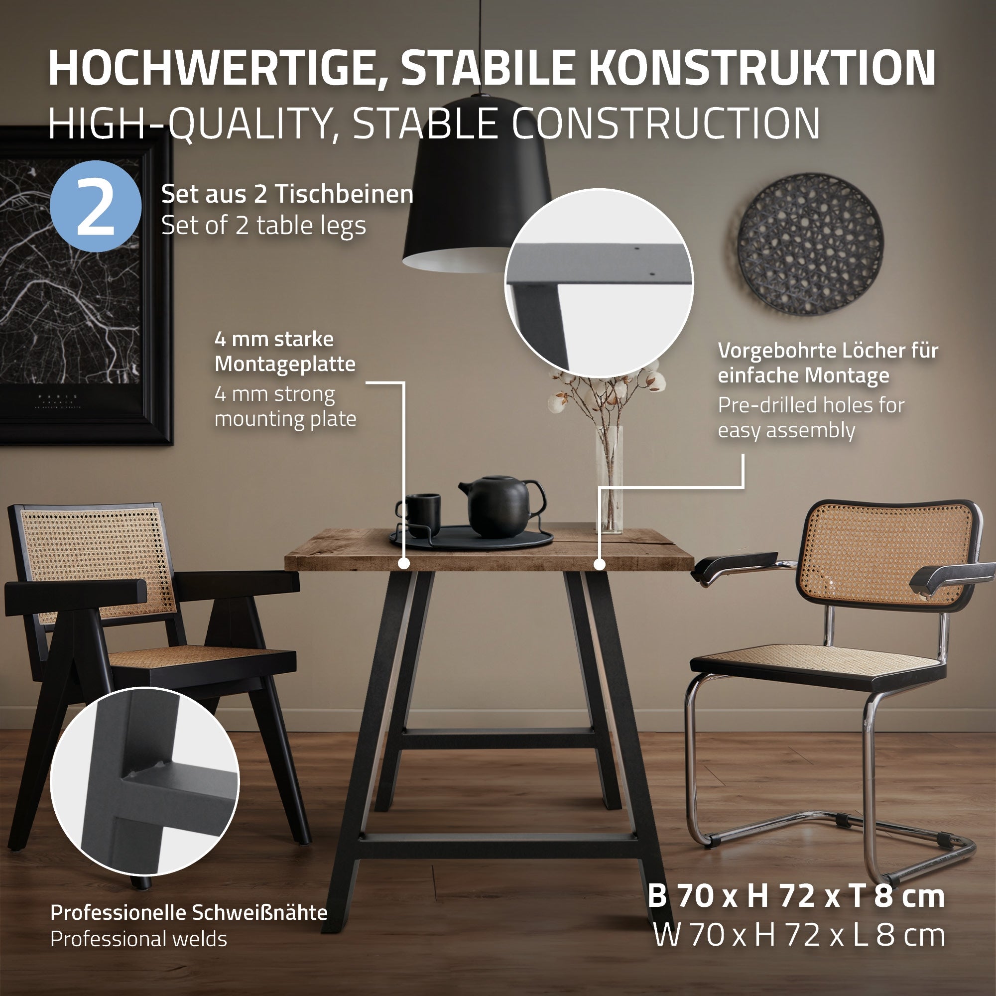 Deux tables avec une construction stable et une cafetière sur une table.