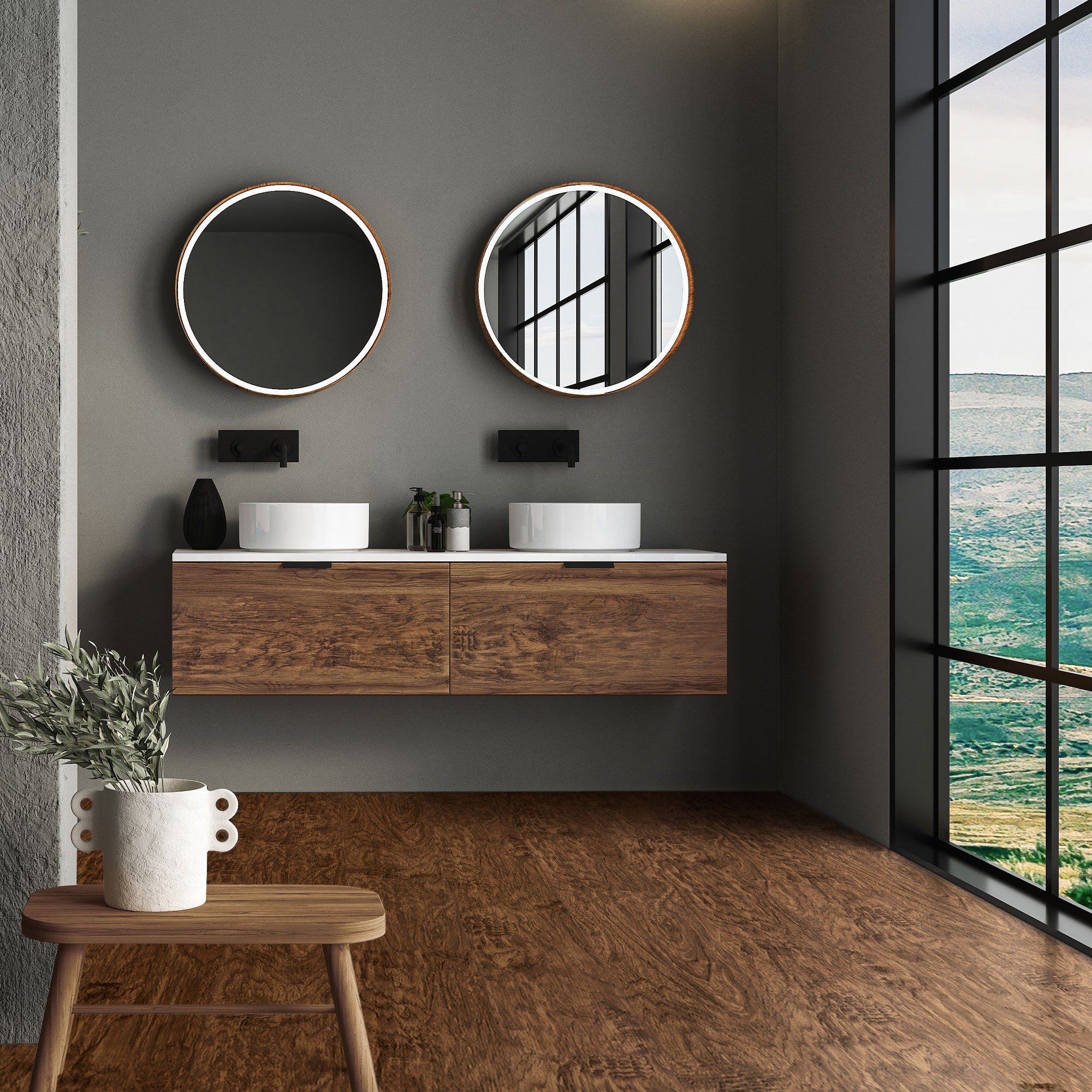 Moderne badkamer met houten wastafel en twee ronde spiegels aan de muur.