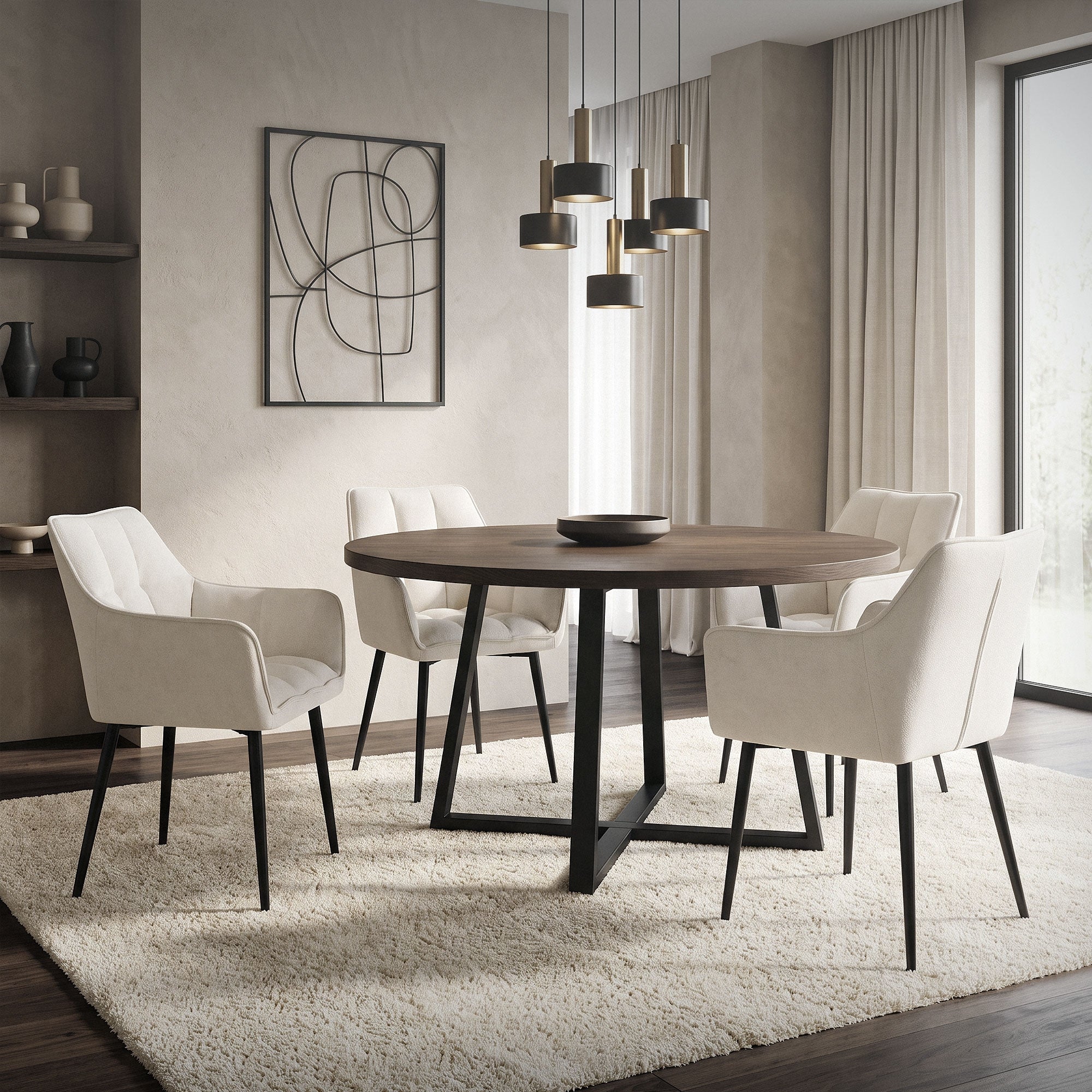 Kerek asztal négy beige székkel egy modern térben.