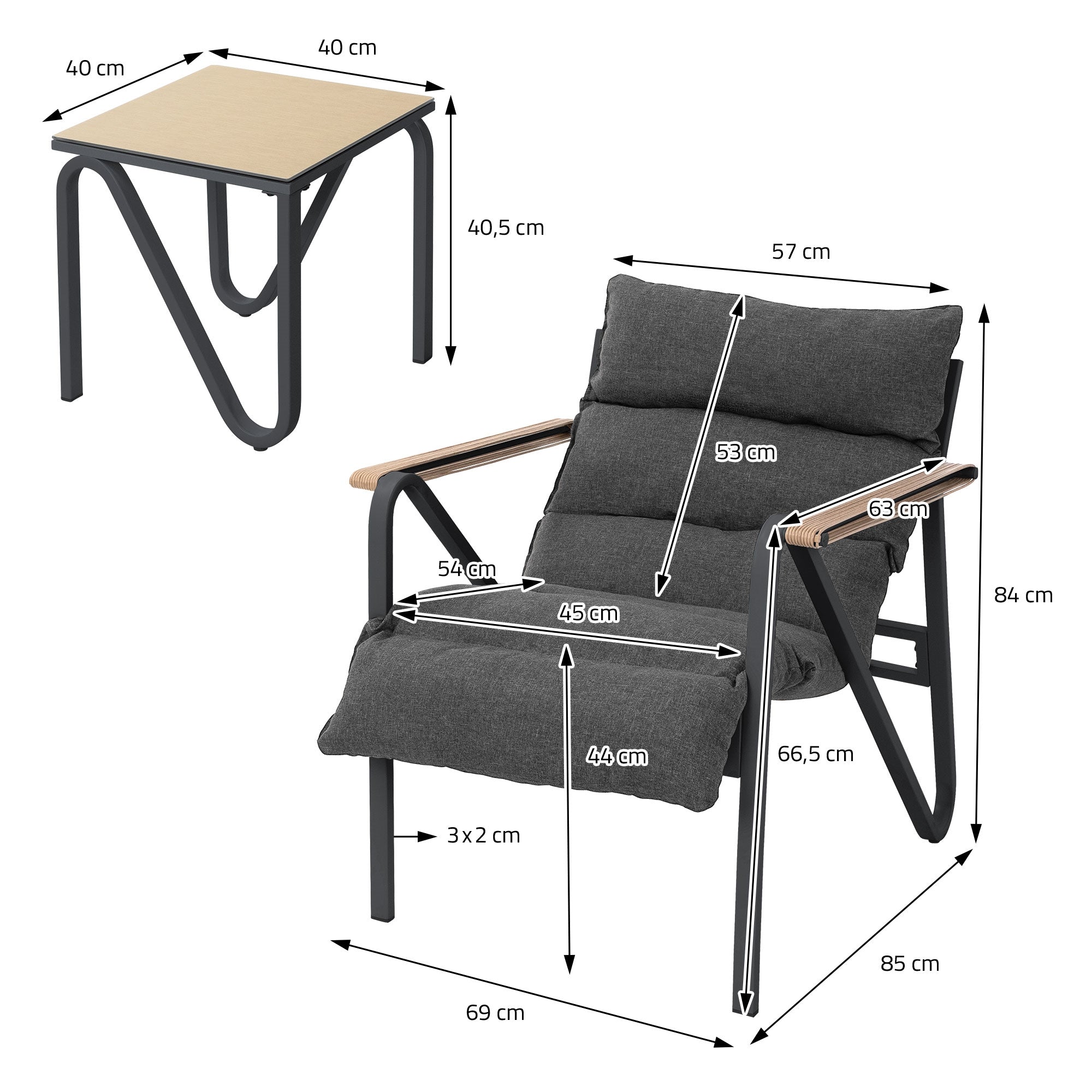 Sessel und Tisch mit Maßen, Sessel mit Kissen und Holzarmlehnen.