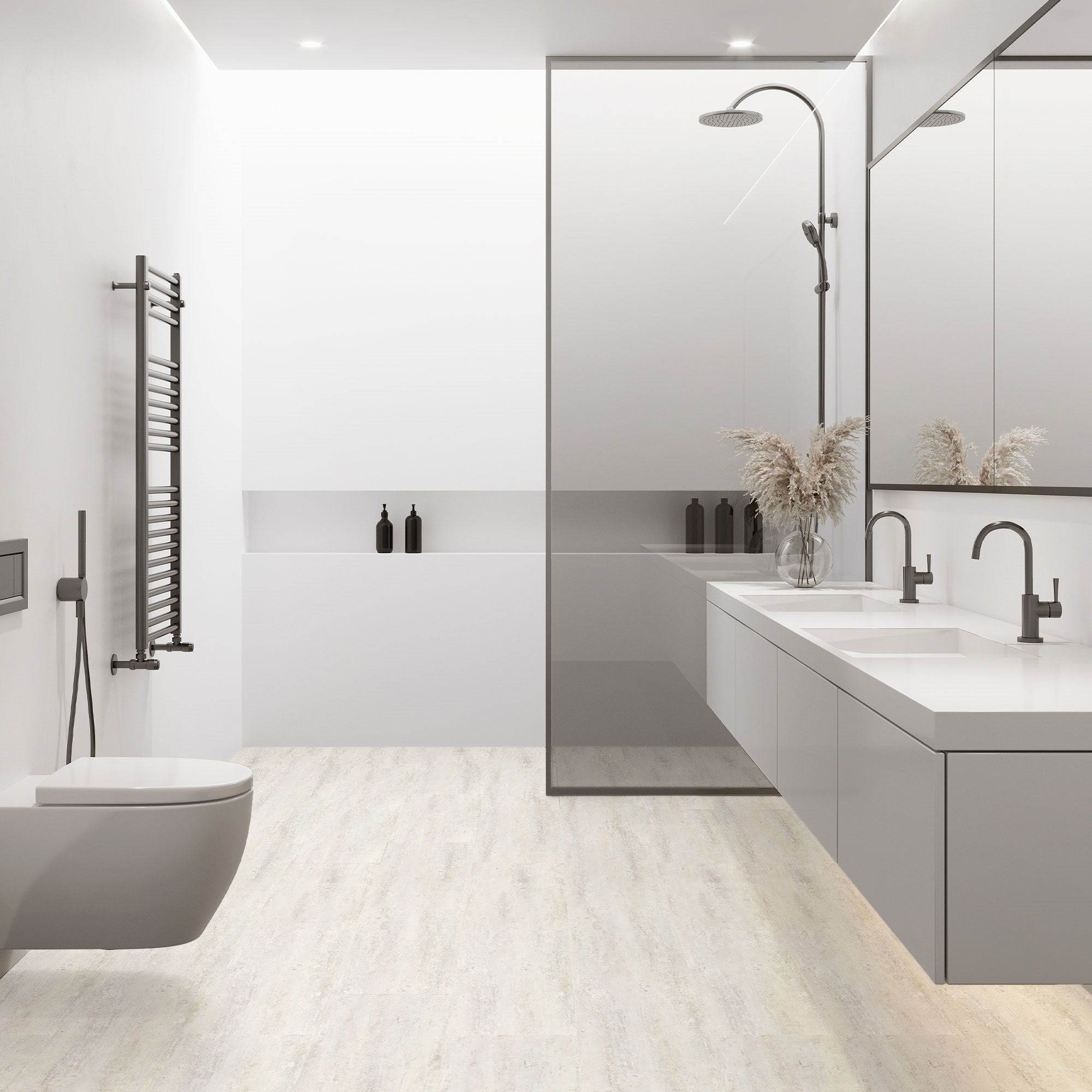 Moderne badkamer met wastafel, spiegel, douche en planten op de wastafel.