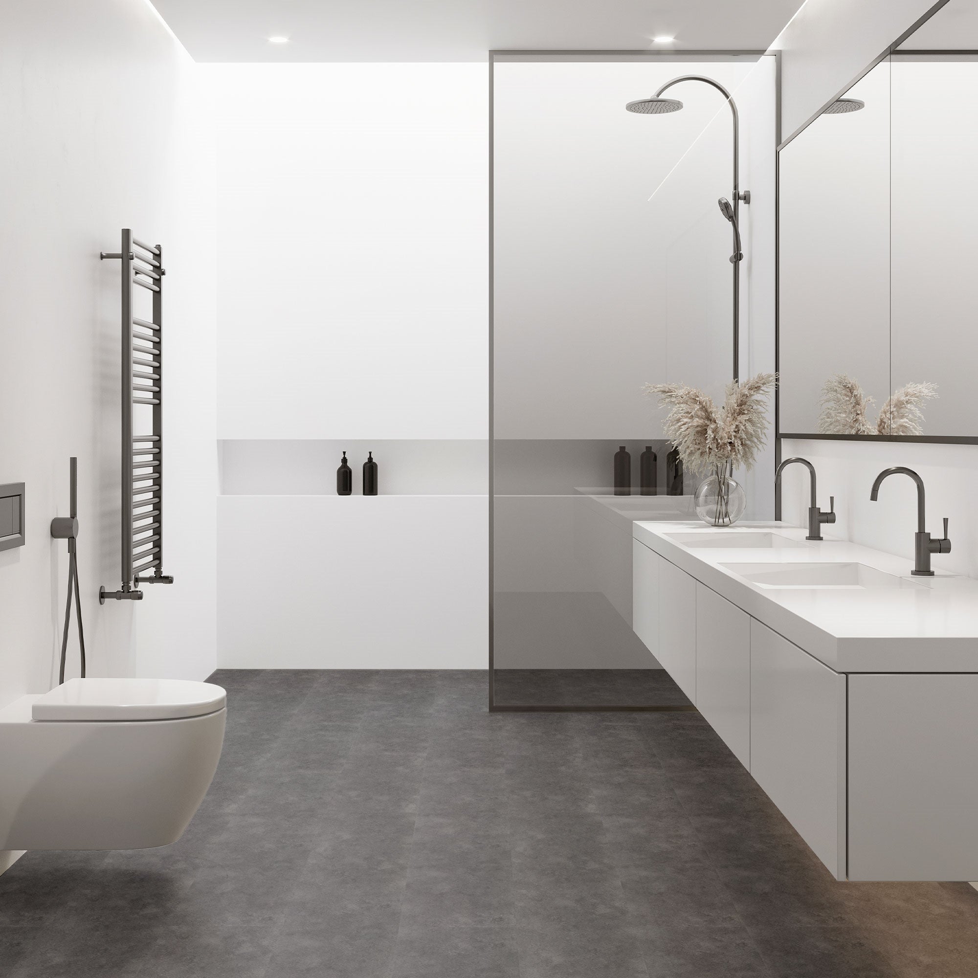 Heldere badkamer met douche, wastafel en decoratieve planten.
