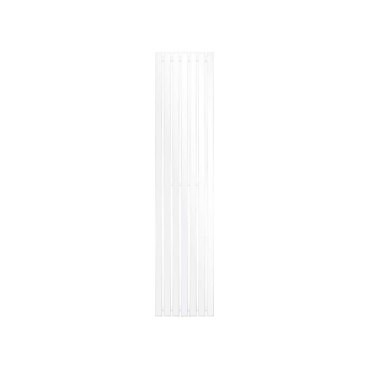 Radiatore alto e stretto in bianco con lamelle verticali.