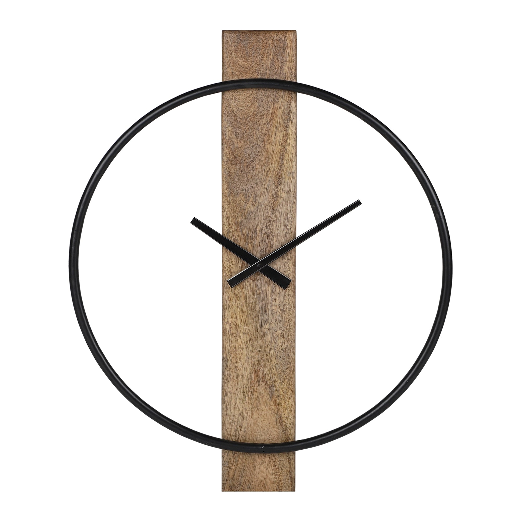 Moderne wandklok met een houten blok en een zwarte wijzerplaat.