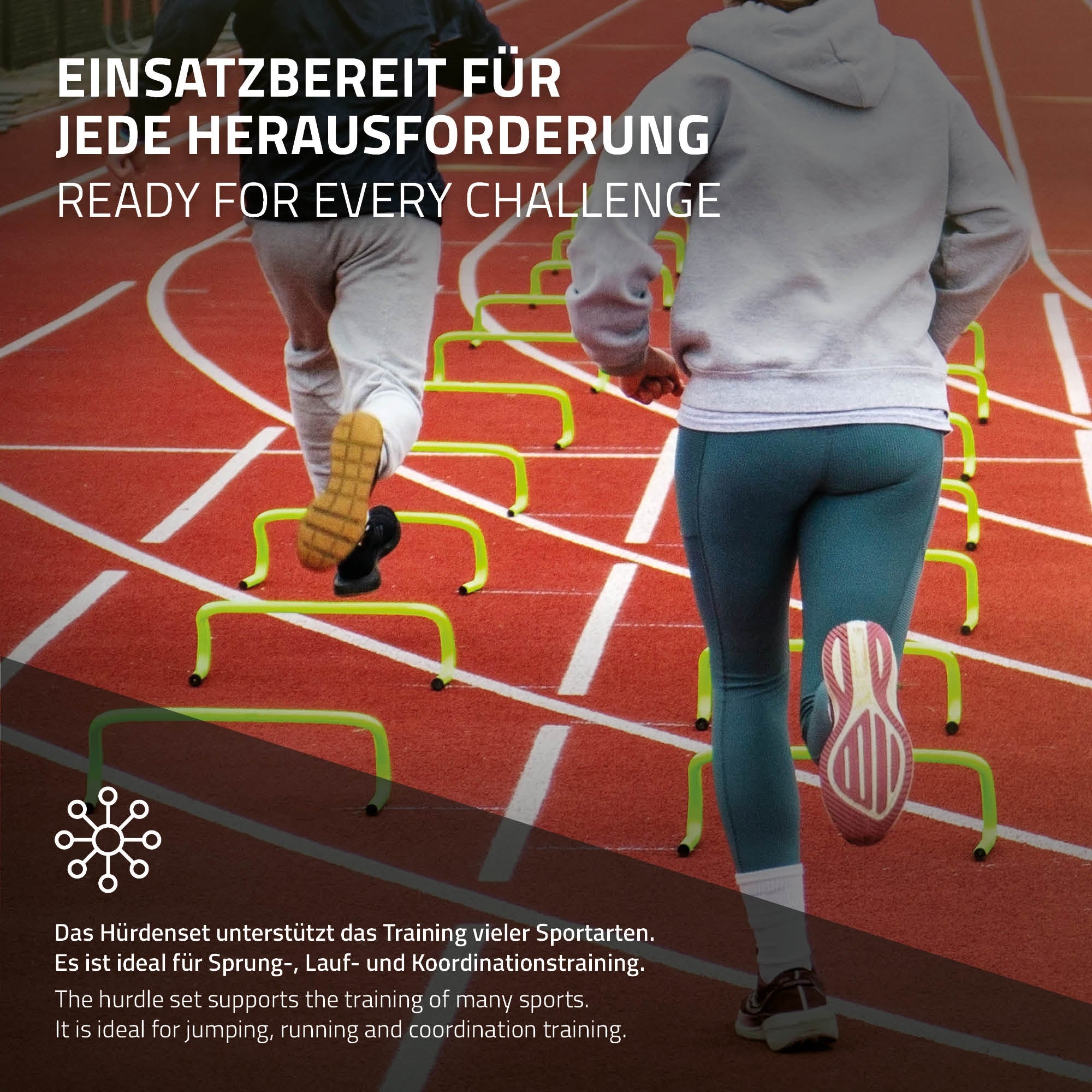 Hürdenlauftraining mit Personen auf einer Laufbahn.