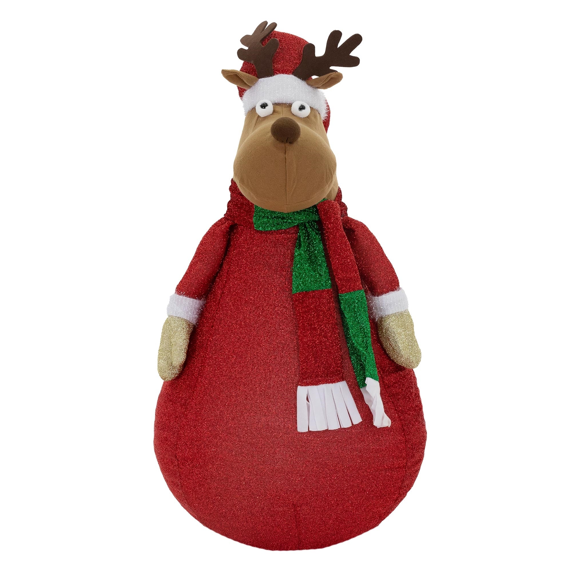 Renne en peluche en costume de Père Noël sur fond blanc.
