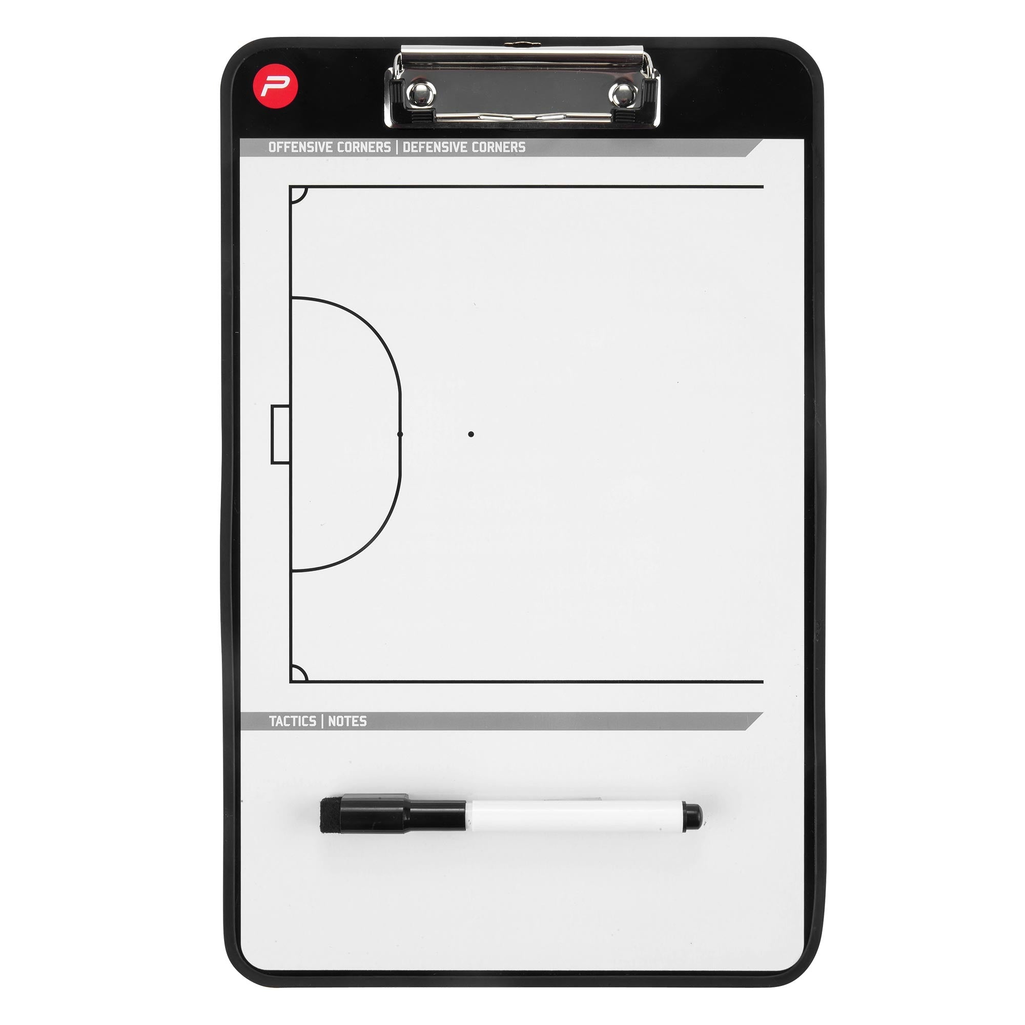 Schreibtafel mit einem Fußballfeld-Layout und einem Stift.