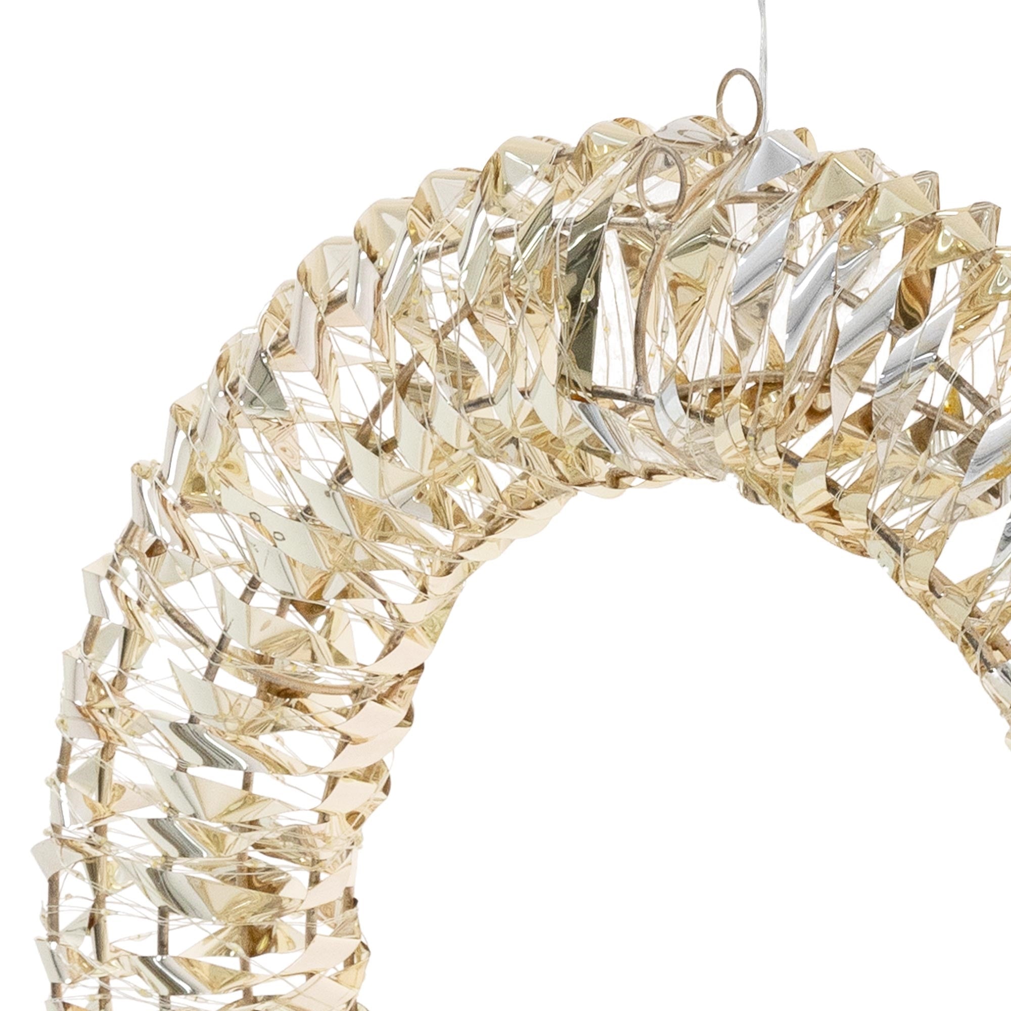 Gouden, decoratieve krans met glanzende elementen.