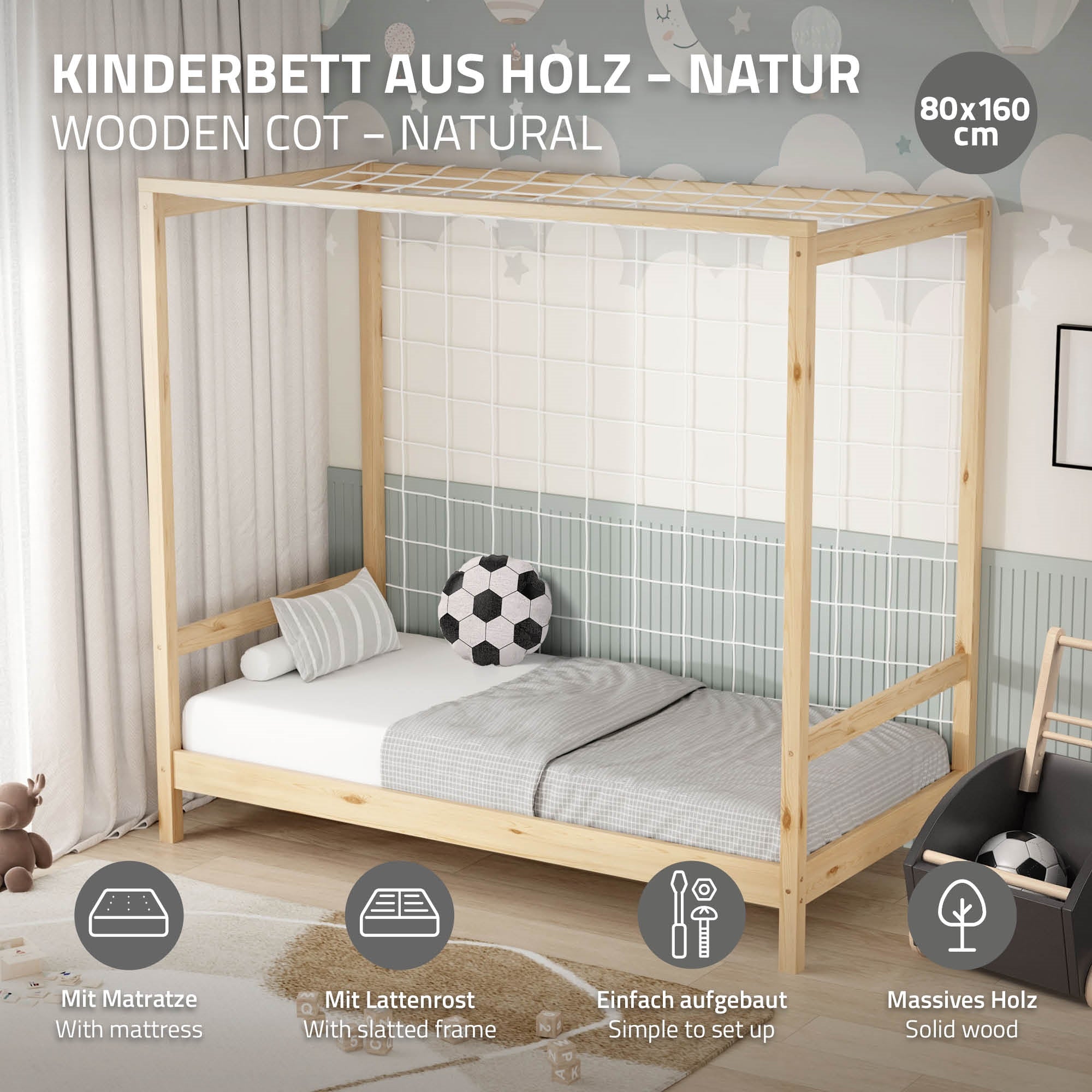 Ein Kinderbett aus Holz mit Matratze und weiteren Details zur Ausstattung.