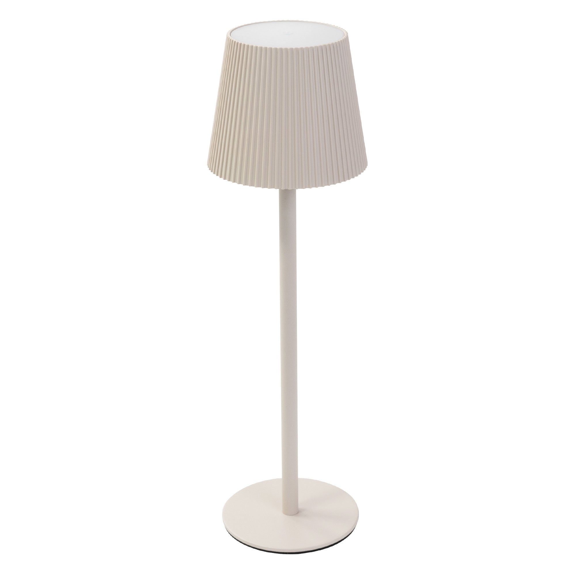 Stehlampe mit einem weißen, gerippten Lampenschirm auf einem runden Sockel.