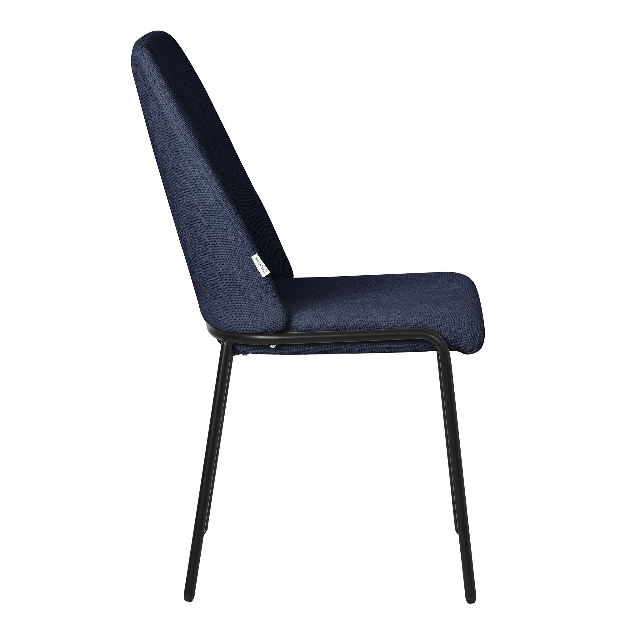 Zijaanzicht van een donkerblauwe stoel met zwarte poten.