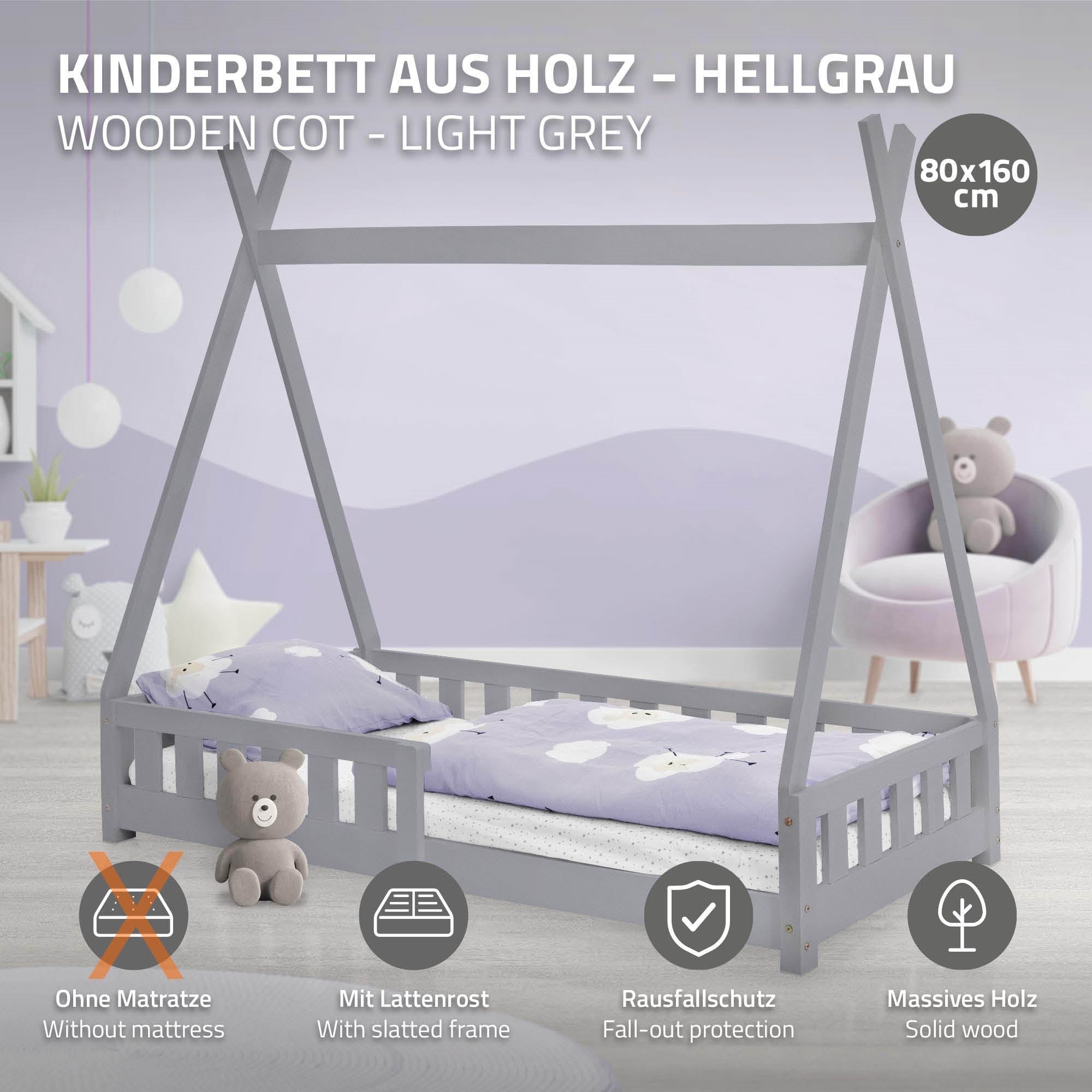 Světle šedá dětská postel z dřeva bez matrace, s ochranou proti pádu.