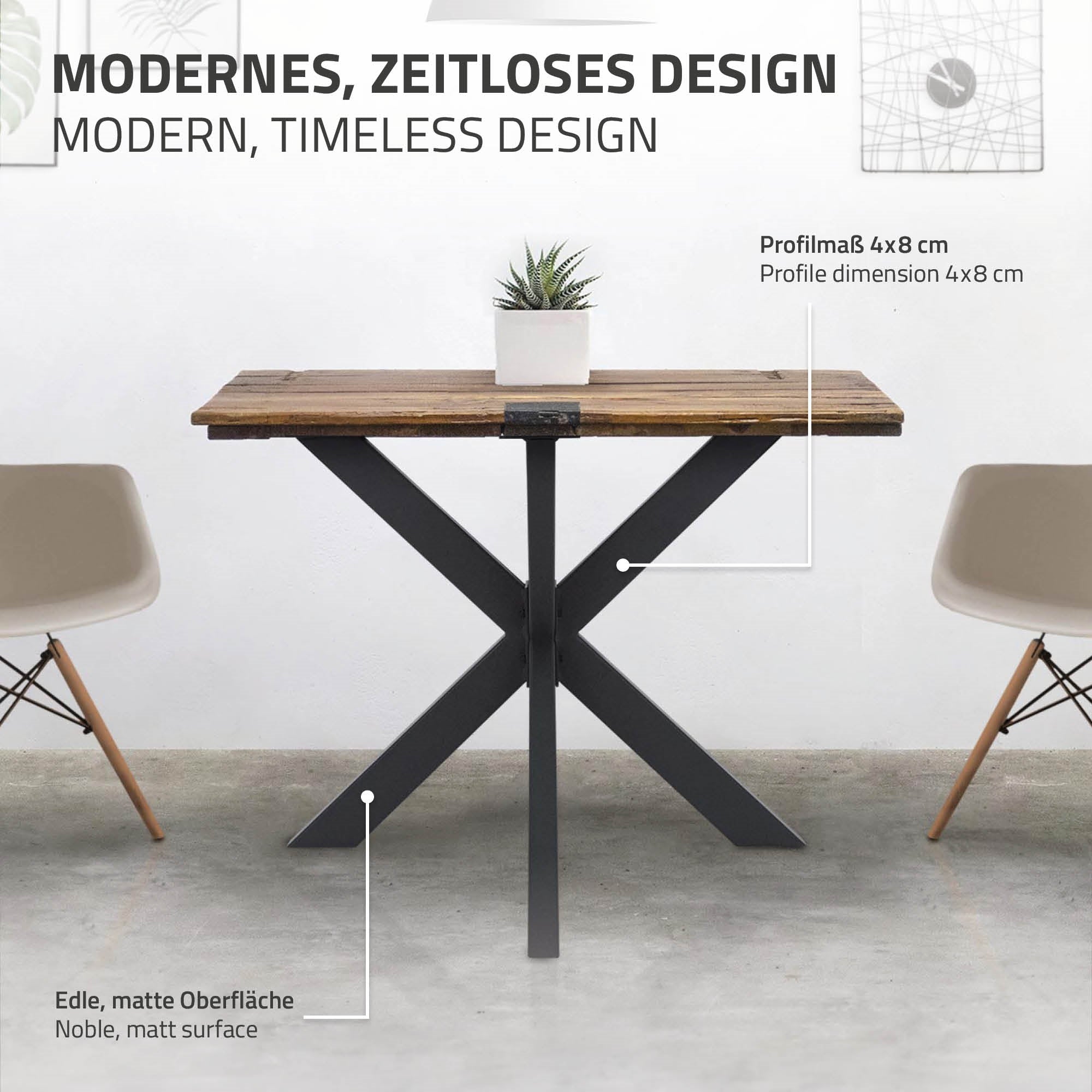 Una mesa con tablero de madera y estructura en forma de X, rodeada de dos sillas.