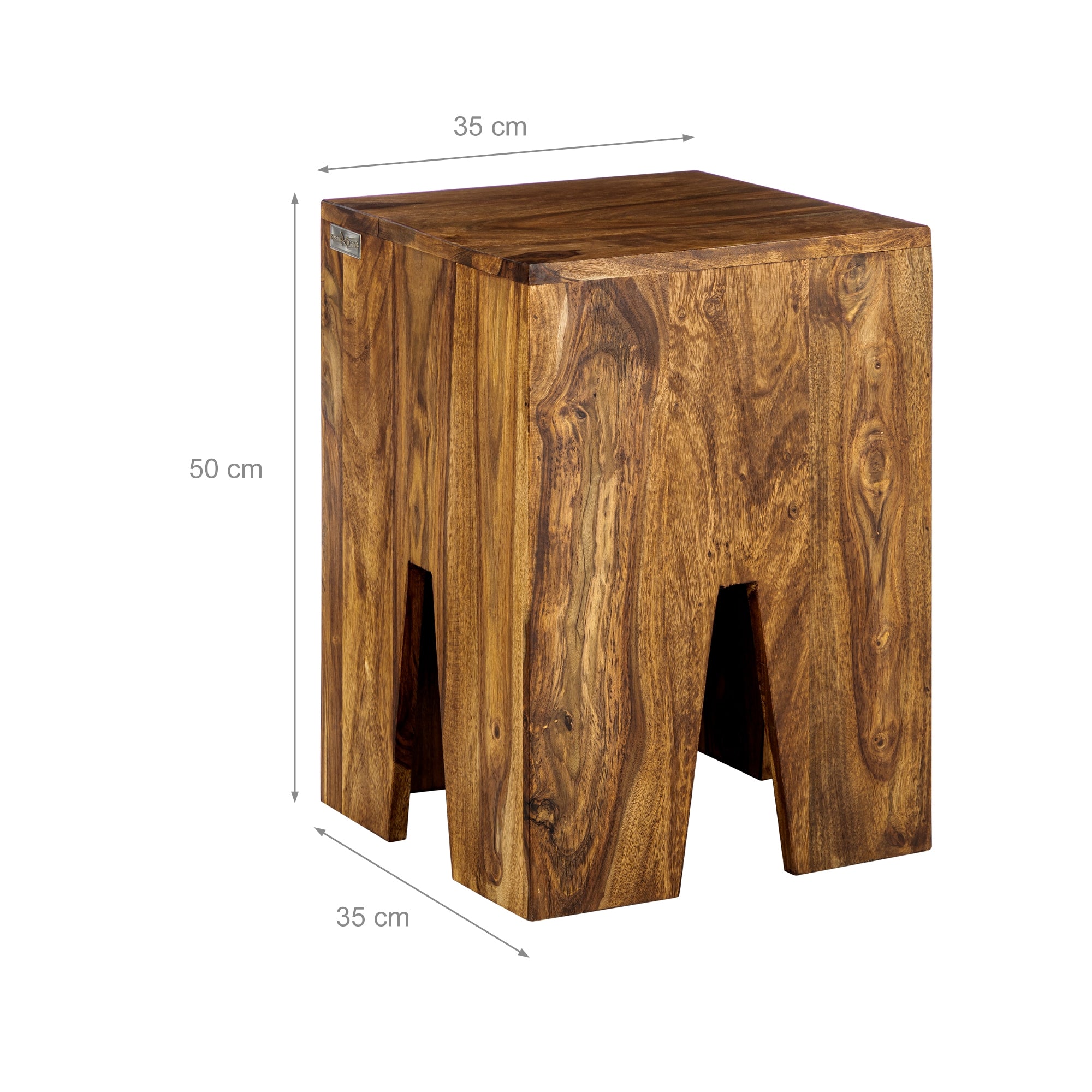 Silla de madera con dimensiones de 35 cm x 35 cm, 50 cm de altura.