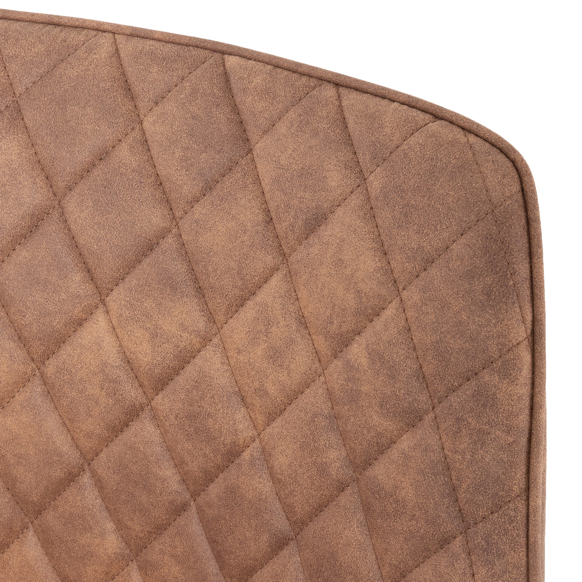 Gros plan du dossier rembourré d'un fauteuil avec motif en losanges.